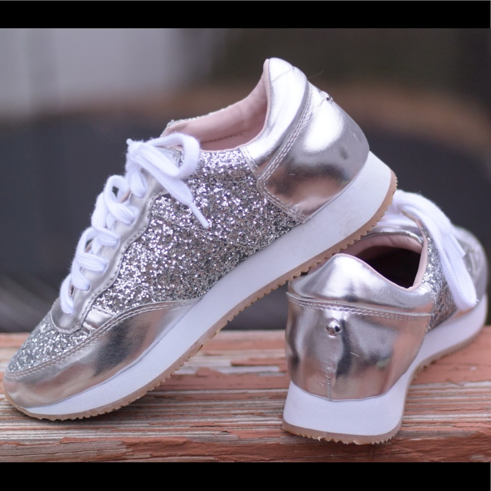 💥SOLD💥Kate Spade Ny Felicia Sneaker Silver